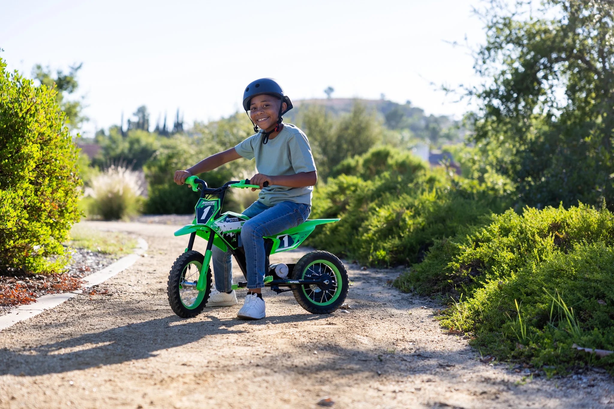 12V Electric Dirt Bike, Kids Battery Powered Ride On, Ages 5 Years and Up, Green