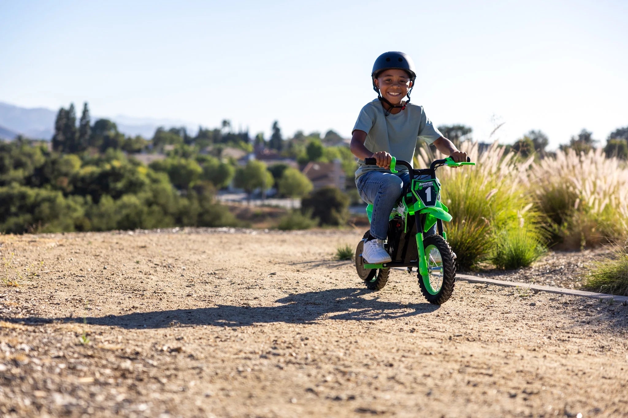 12V Electric Dirt Bike, Kids Battery Powered Ride On, Ages 5 Years and Up, Green