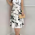 Elegant Floral Print Cross