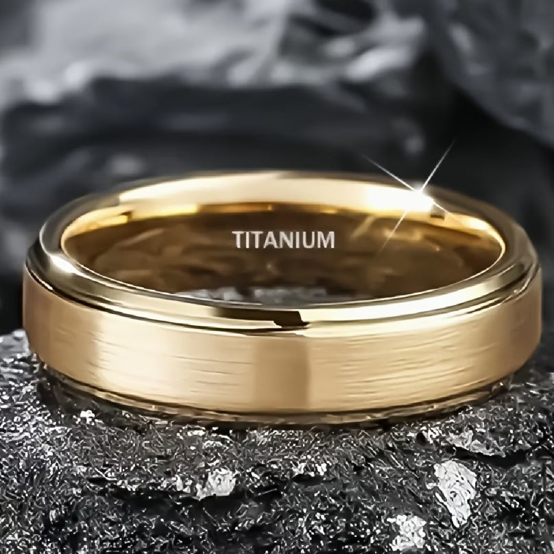 Golden Unisex Wedding Band
